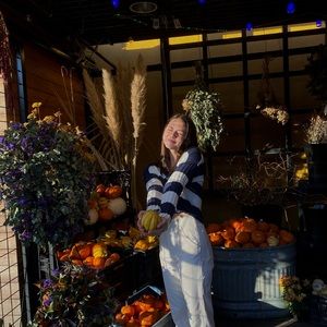 Meet your Posher, Lili